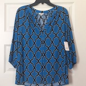 NWT Crown and Ivy 3/4 sleeve shirt Size M